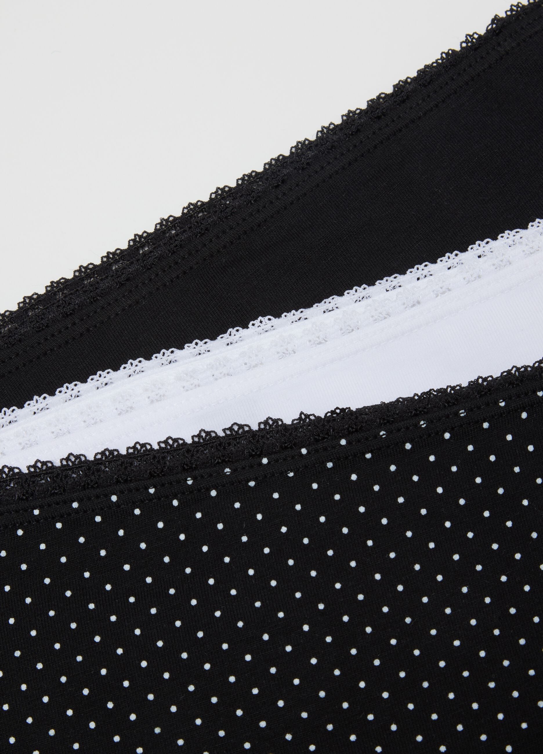 Multicolour Stretch Cotton Regular Fit Tripack Briefs