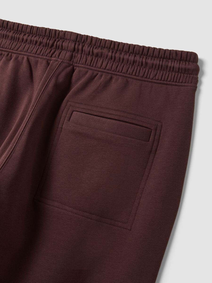 Jogger marroni in misto cotone con fondo a polsino e coulisse_1