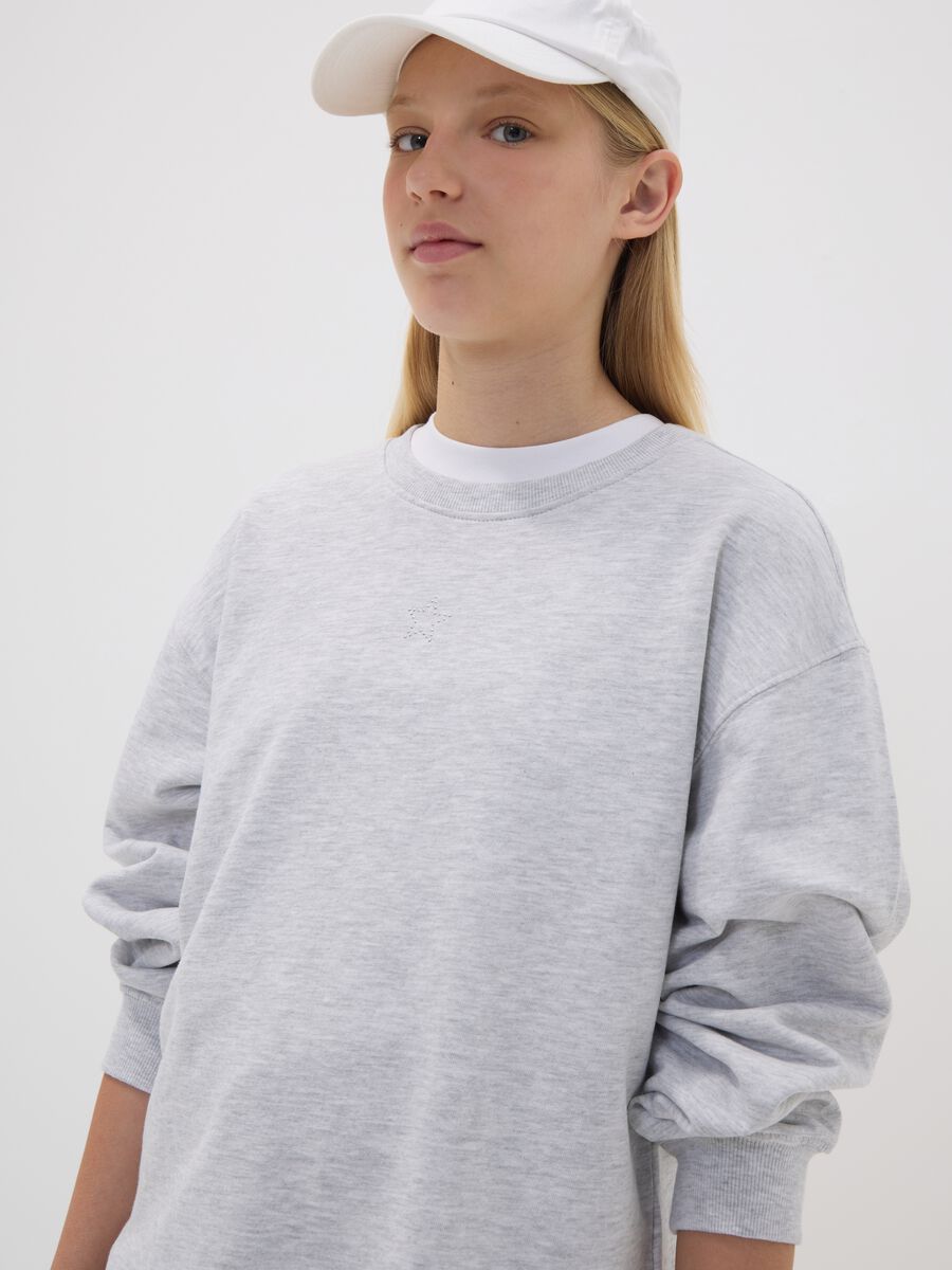 Girls&rsquo; grey 100% cotton sweatshirt with star, relaxed fit_2