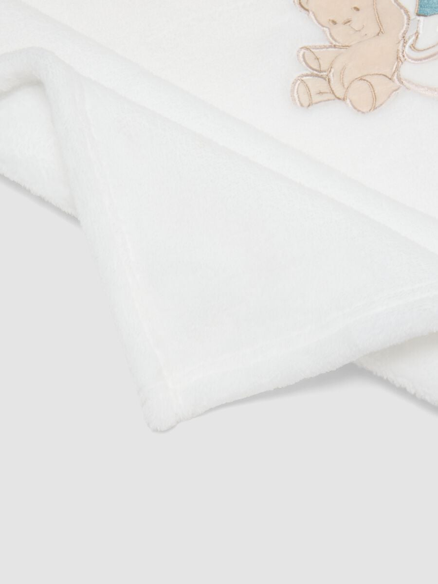 White baby blanket with Mickey & Friends print_2