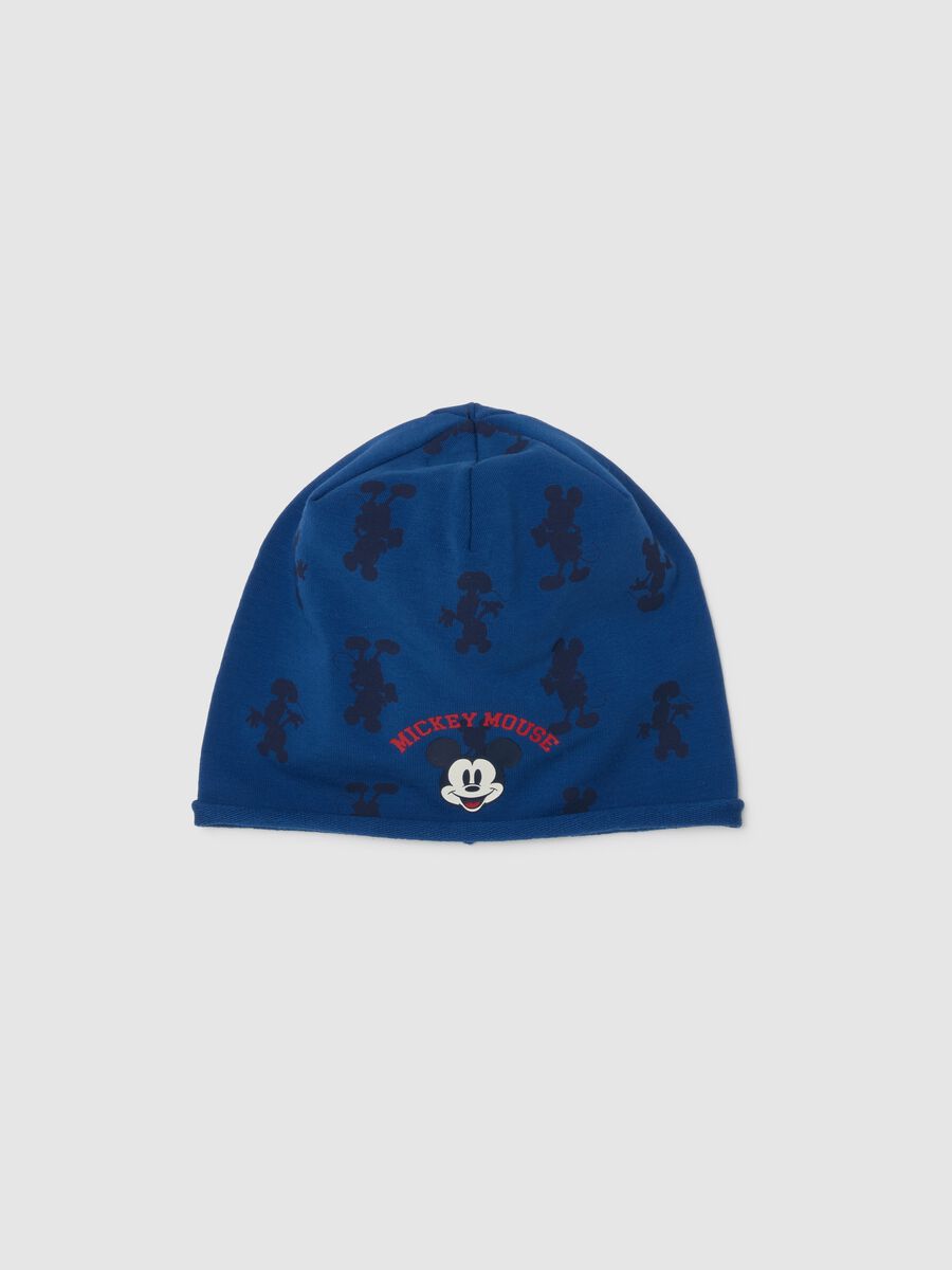 Cappello in cotone elasticizzato blu da bimbo con stampa Mickey Mouse_0
