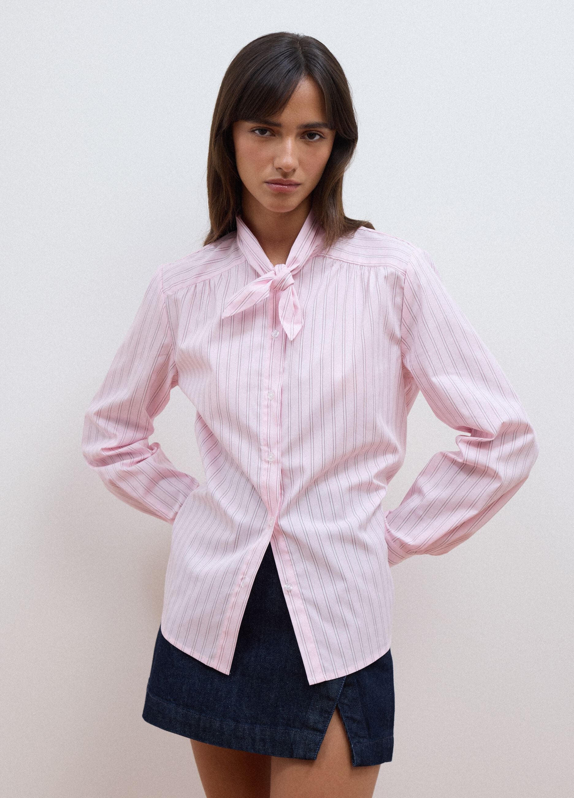 Pink striped stretch cotton shirt with bow, oversized fit