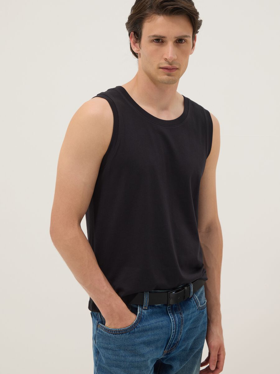 Black crew-neck cotton vest top, regular fit_1