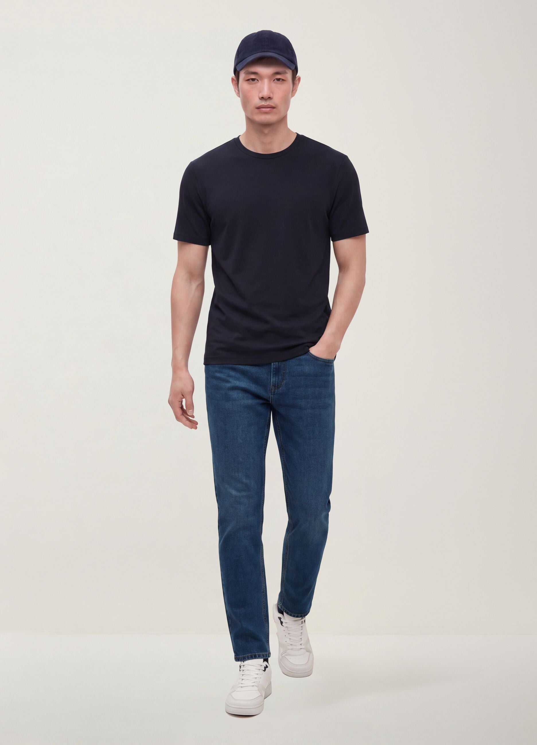 Blue denim slim-fit jeans in cotton and viscose blend