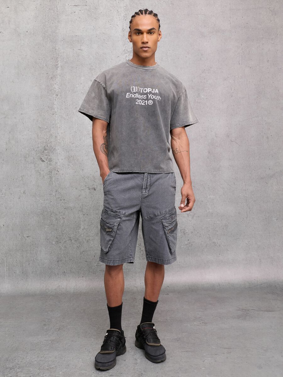 Washed Grey Cargo Shorts_4