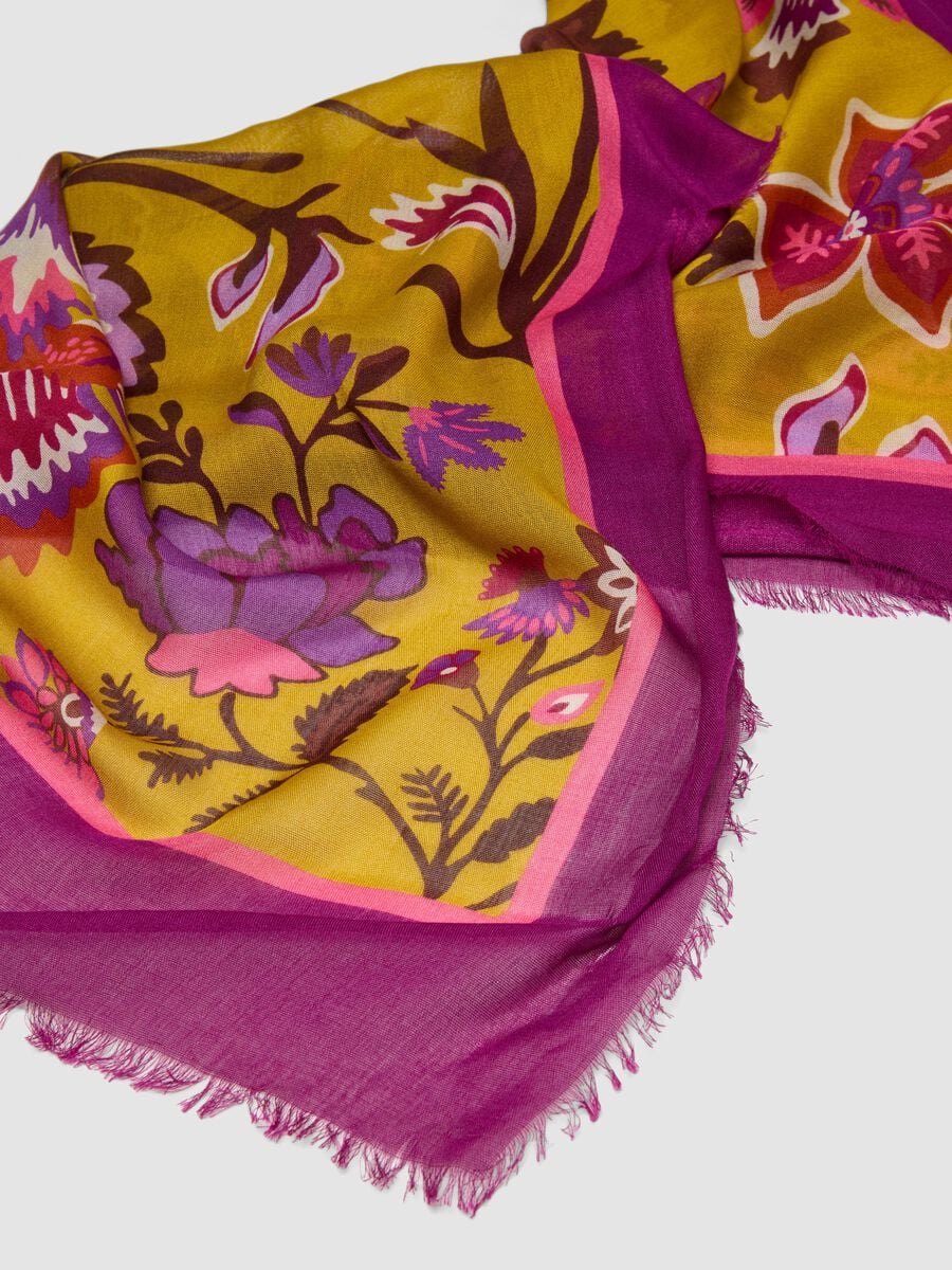 Purple pure viscose scarf with floral print and frayed edges_3