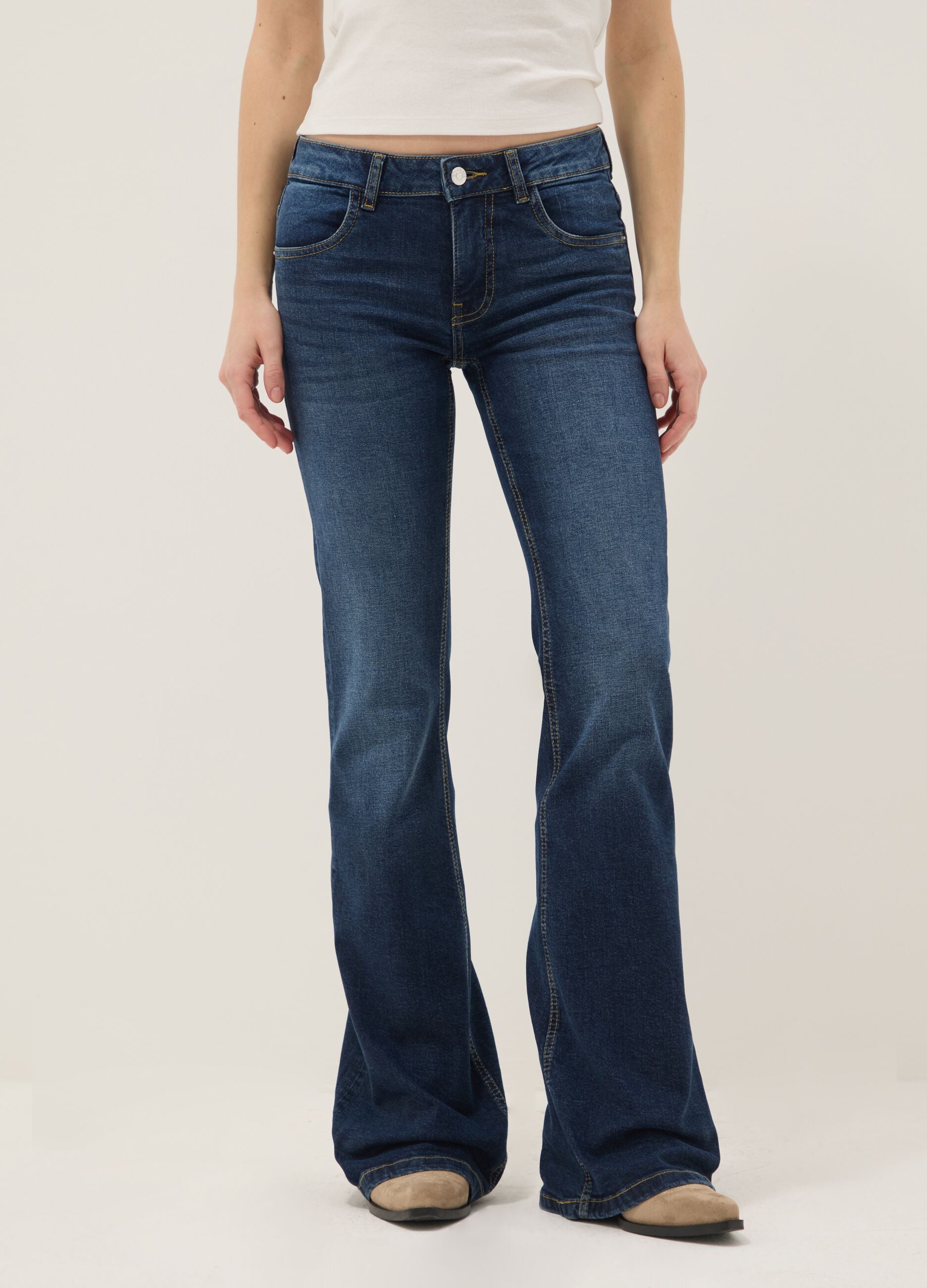 Flared jeans in blue stretch denim cotton