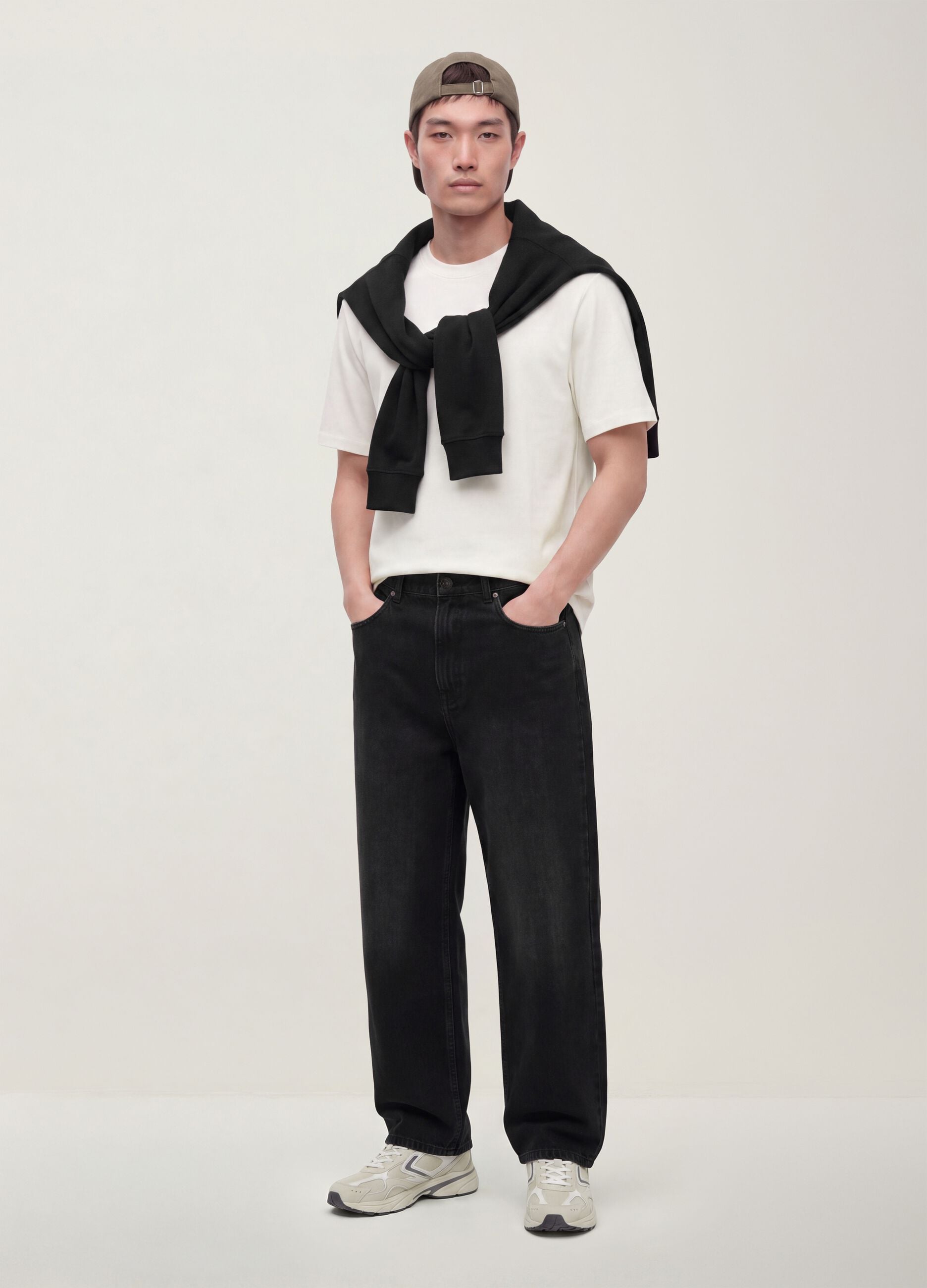 Black cotton denim wide-leg jeans