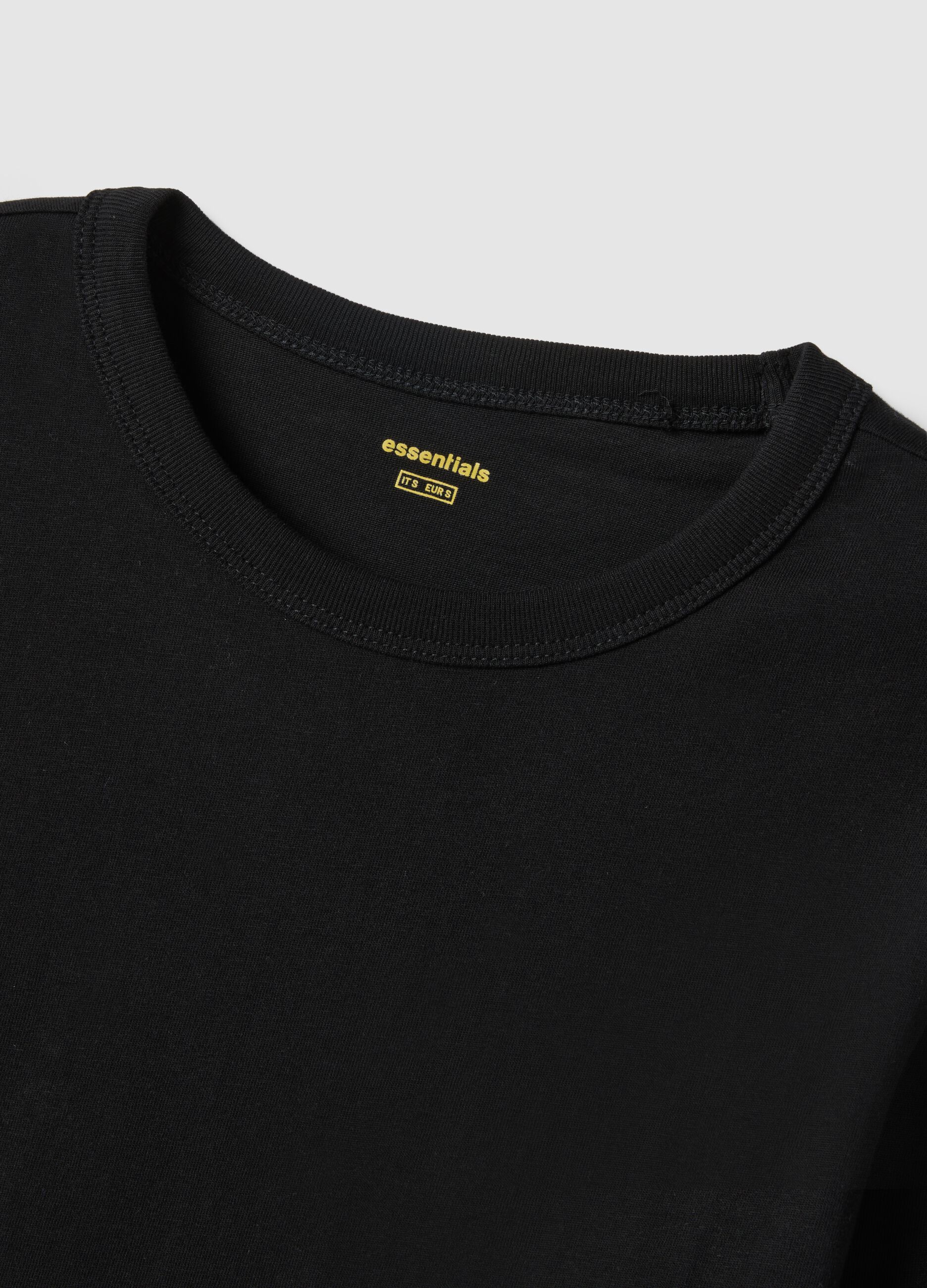 T-shirt nera a maniche lunghe in puro cotone regular fit