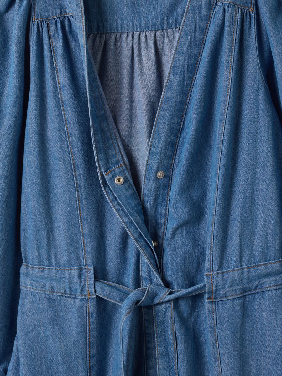 Blue pure cotton denim dress with deep V-neck regular fit_6