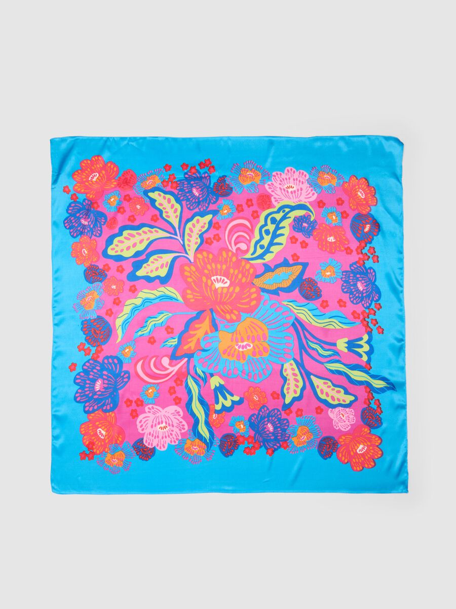 Foulard leggero multicolor con stampa floreale_2
