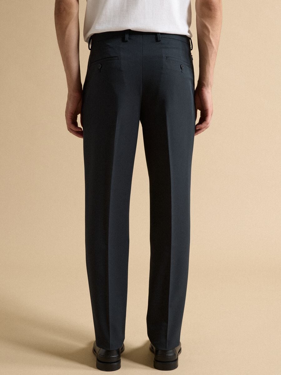Pantaloni formali blu in twill di viscosa elasticizzata slim fit_2