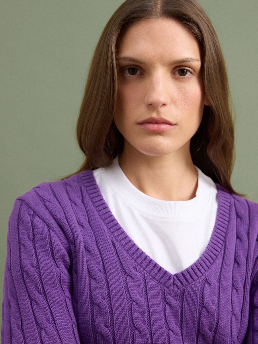 Purple pure cotton cable-knit jumper with deep V-neck_1