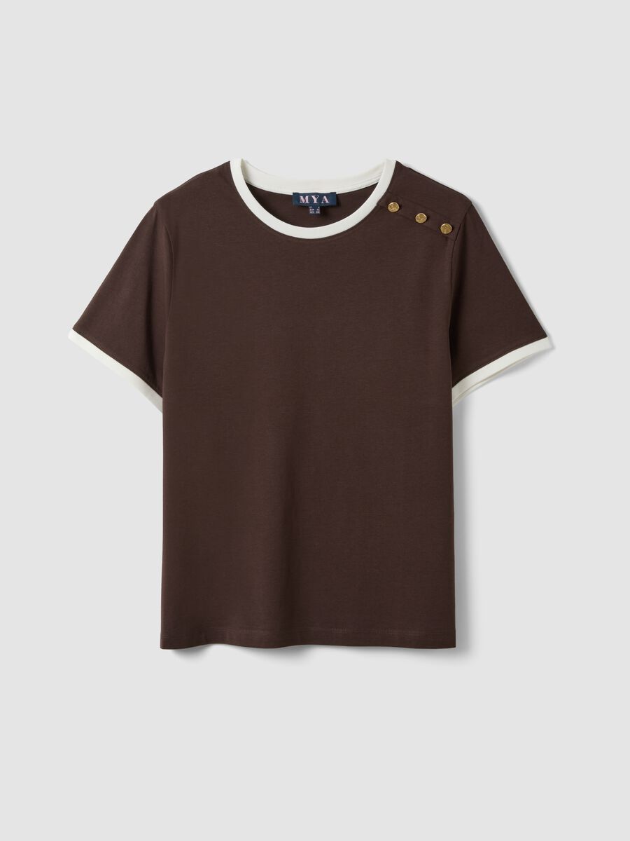 T-shirt marrone in puro cotone con bottoni regular fit_4