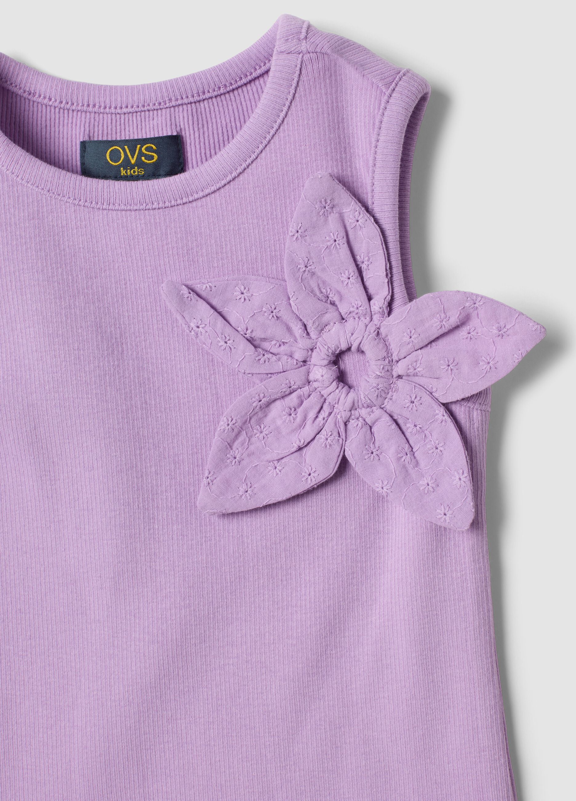 Purple fitted stretch cotton vest top with appliqu&eacute; flower for girls