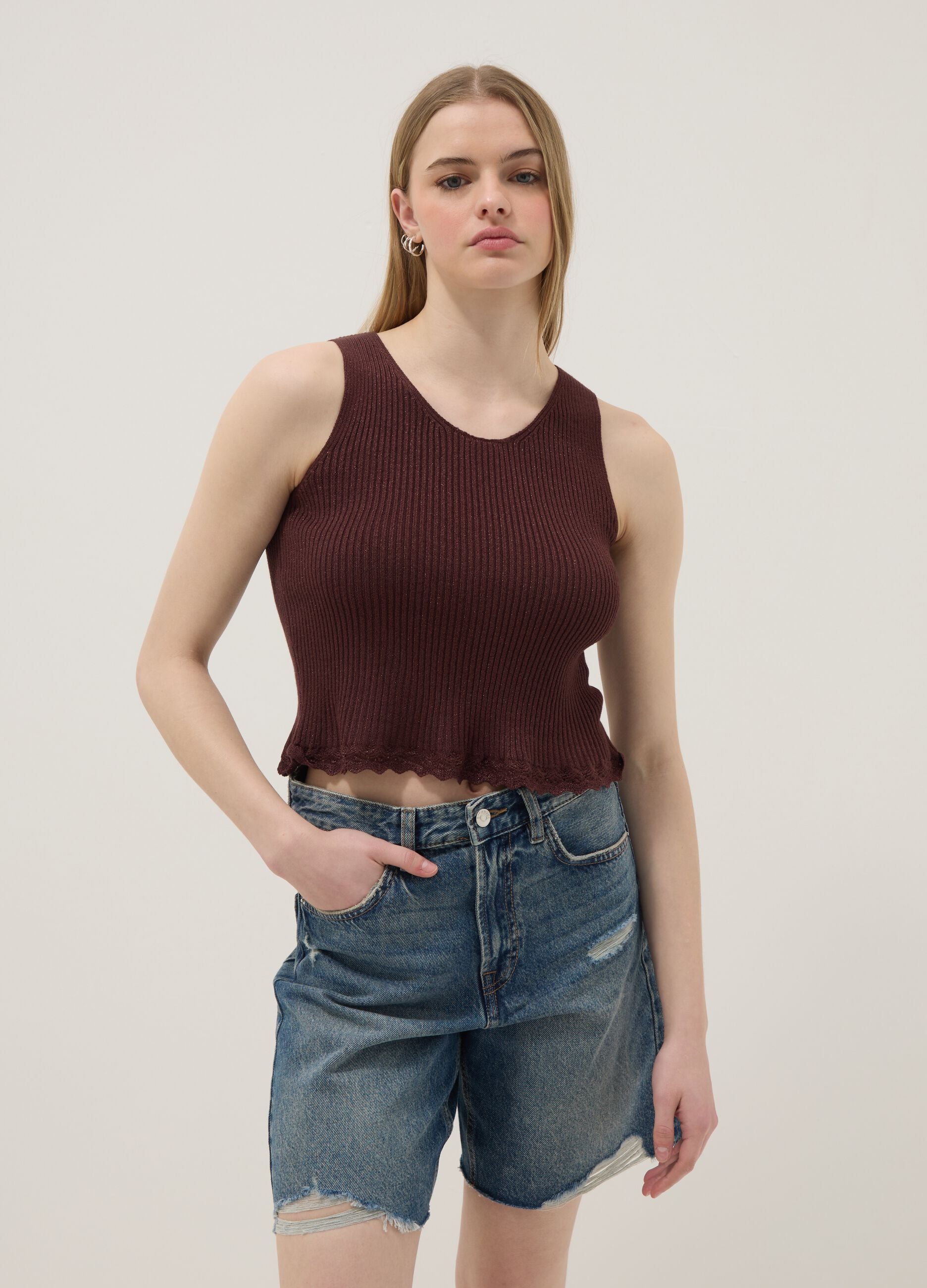 Brown fitted viscose-blend top
