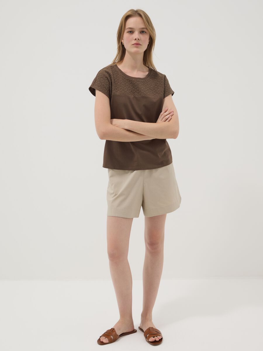 Brown pure cotton T-shirt with broderie anglaise insert_1
