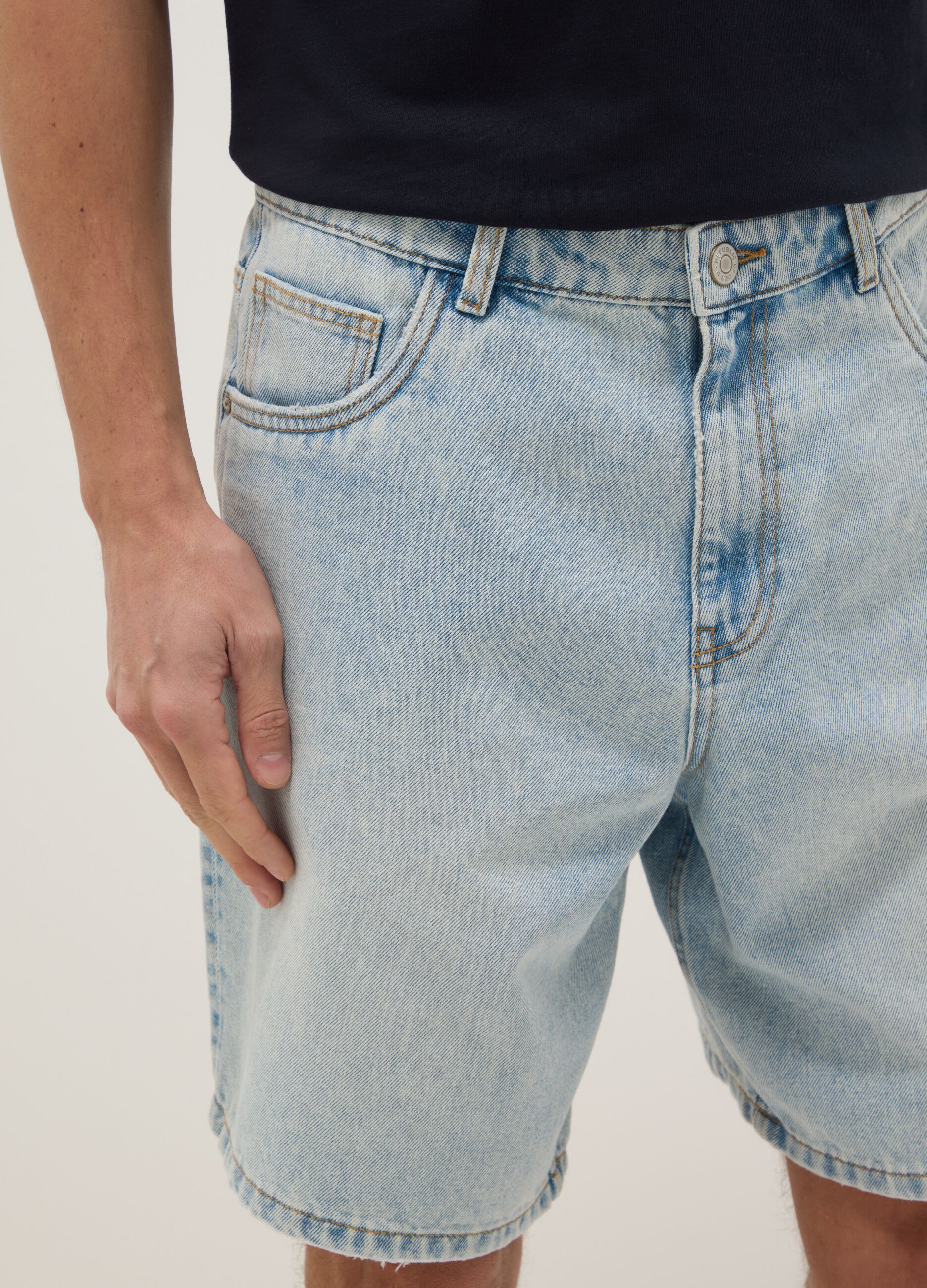Light blue baggy-fit cotton-blend denim Bermuda shorts