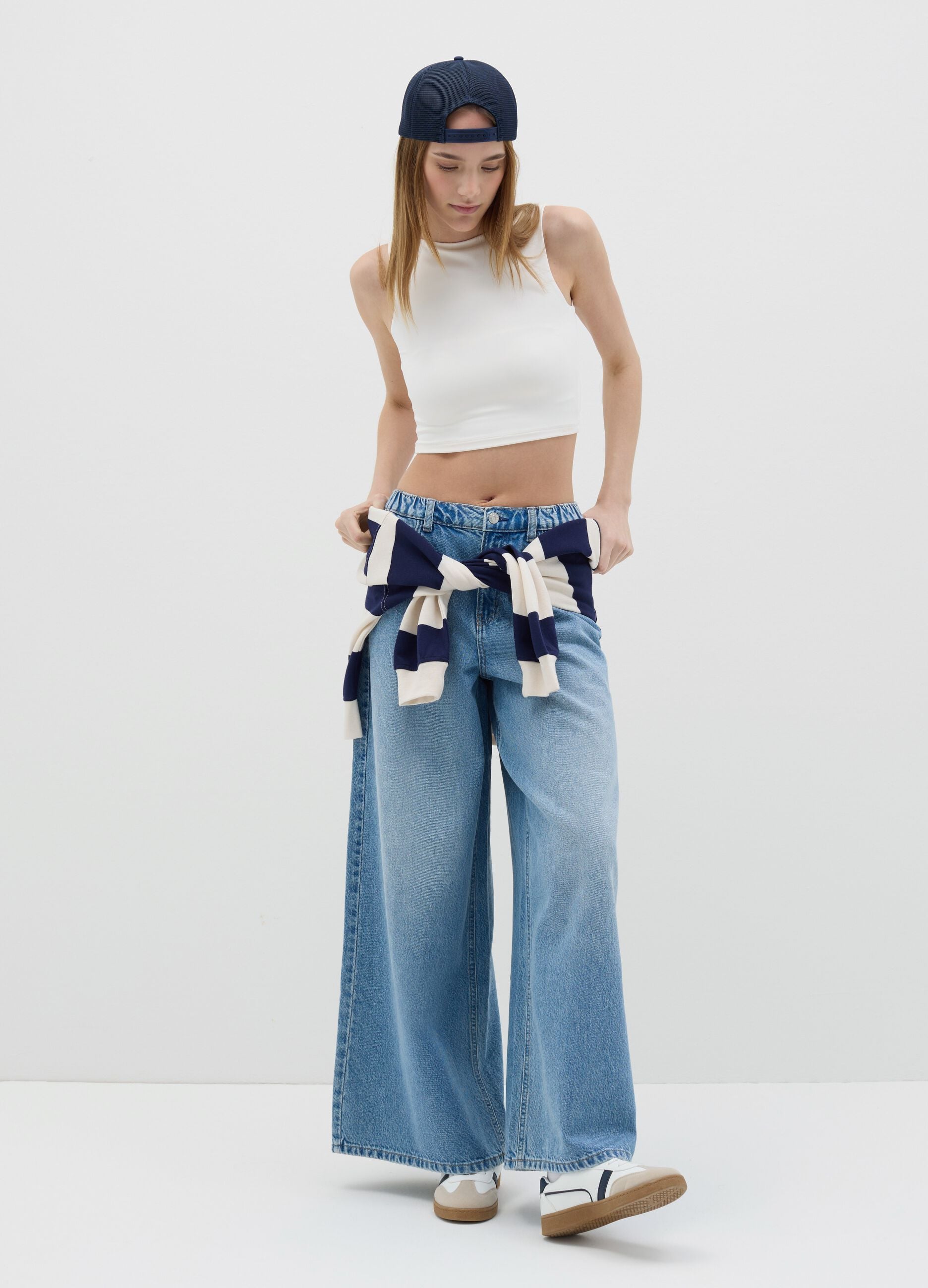 Wide Leg Jeans in Rigid Denim
