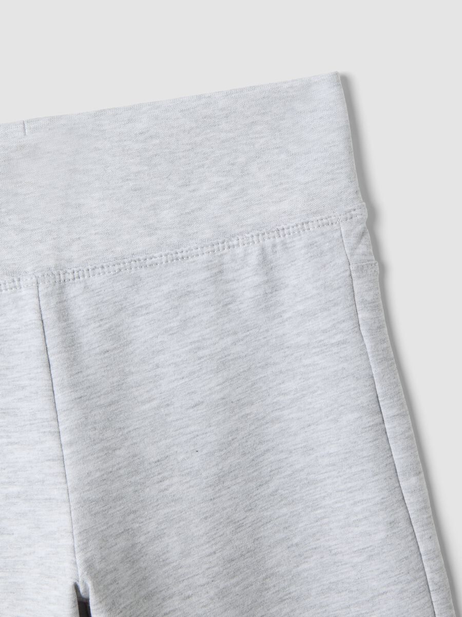 Girls&rsquo; grey flared trousers in stretchy organic cotton_5