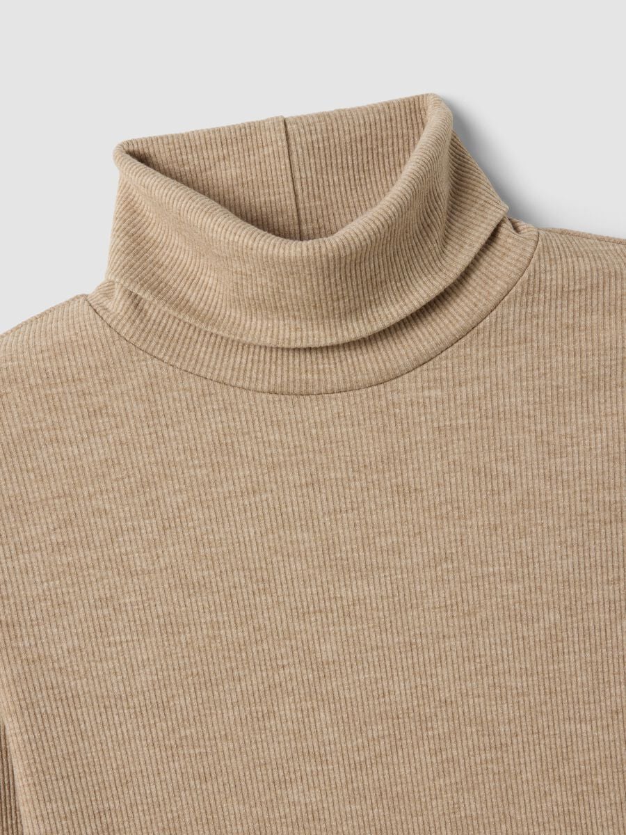 Maglia beige in viscosa elasticizzata a girocollo regular fit_1