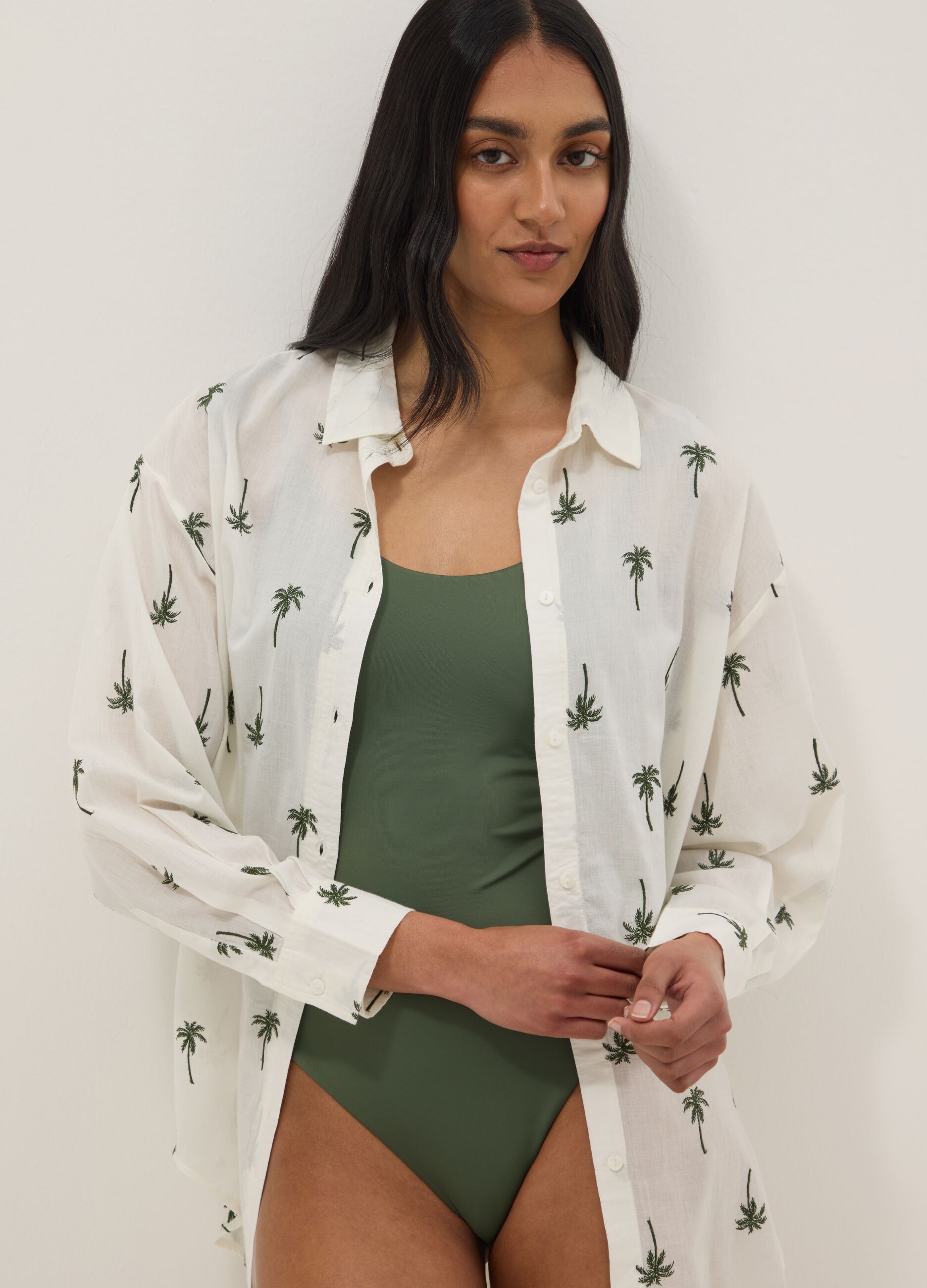 White pure organic cotton kaftan with palm print