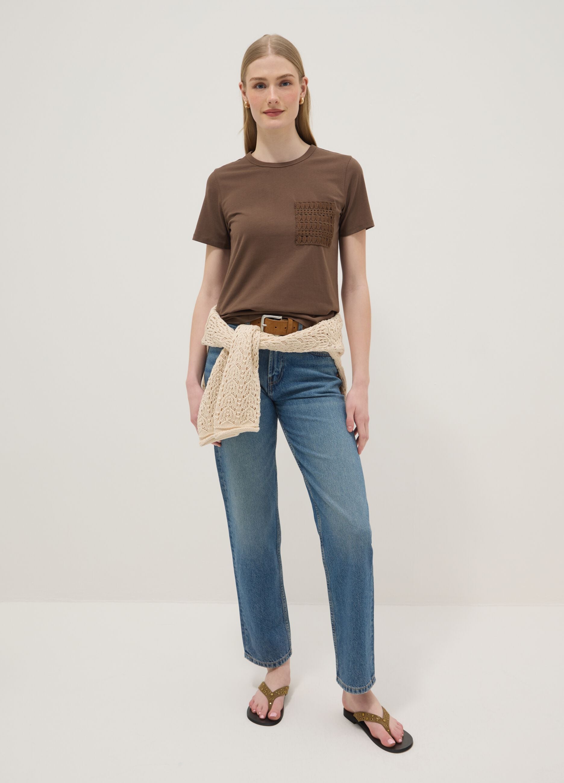 Brown pure cotton regular-fit T-shirt with embroidered chest pocket