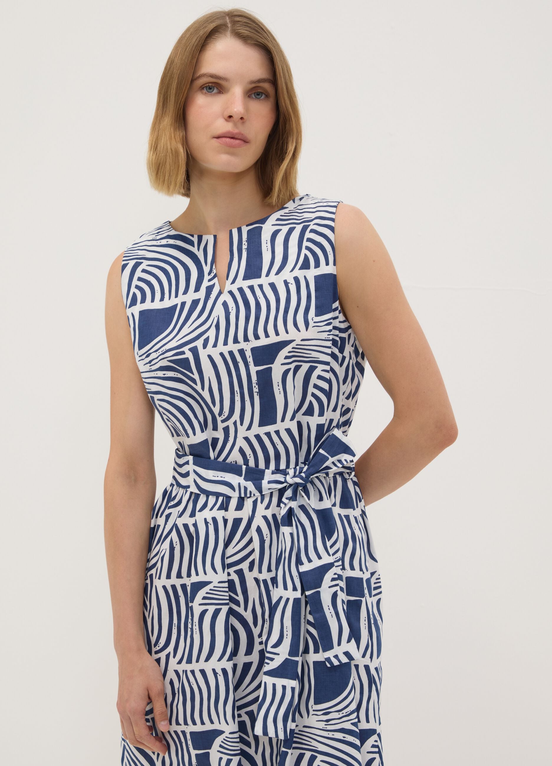 Blue pure cotton dress with print and matching belt, regular fit