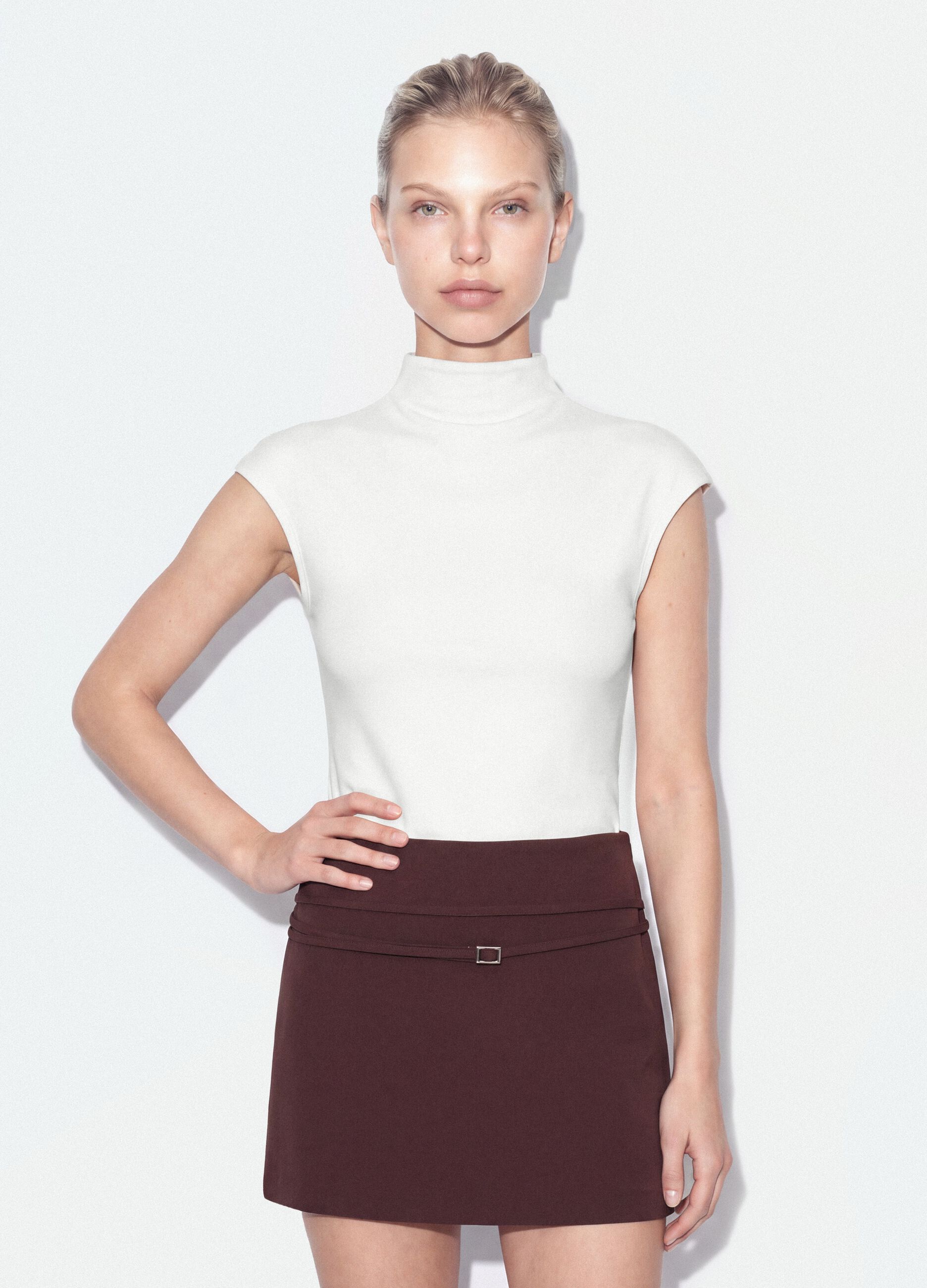 White fitted modal and stretch cotton T-shirt with high neck