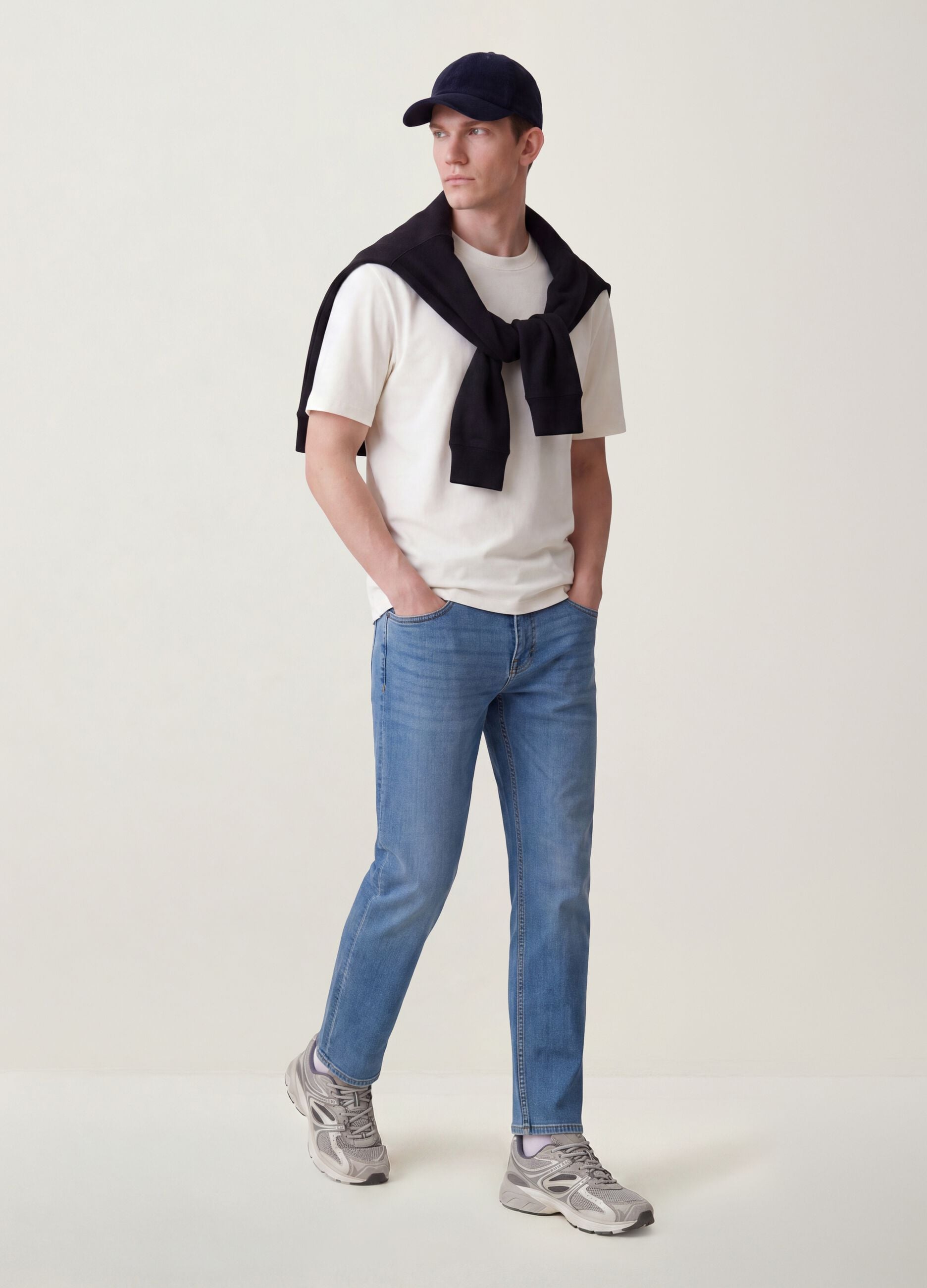 Light blue stretch cotton comfort-fit jeans