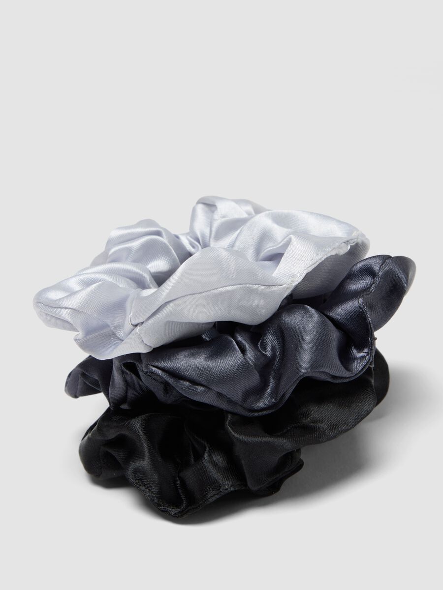 SINCERELY HAIR Medium satin scrunchies 3-pack Black & Grey_2