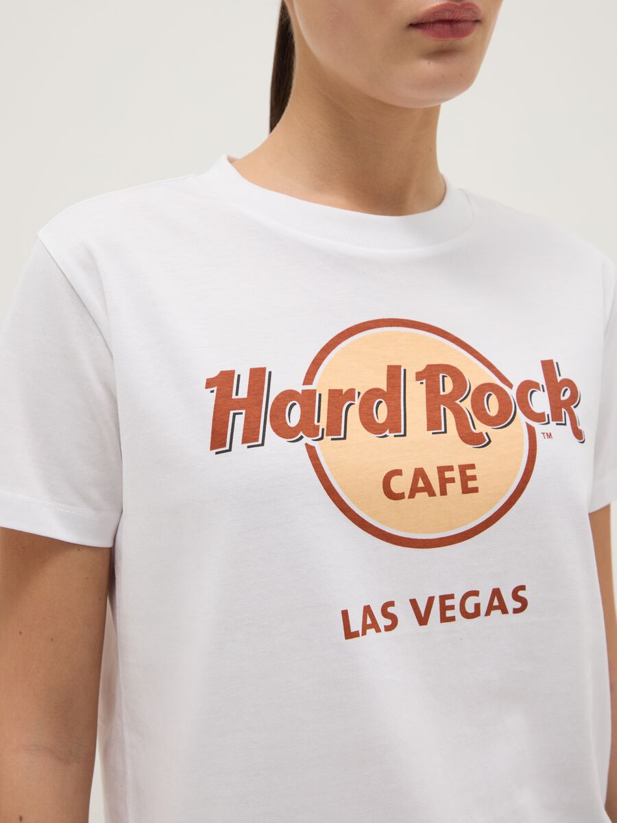 White Pure Cotton Regular Fit T-shirt with Hard Rock Cafe Logo_3