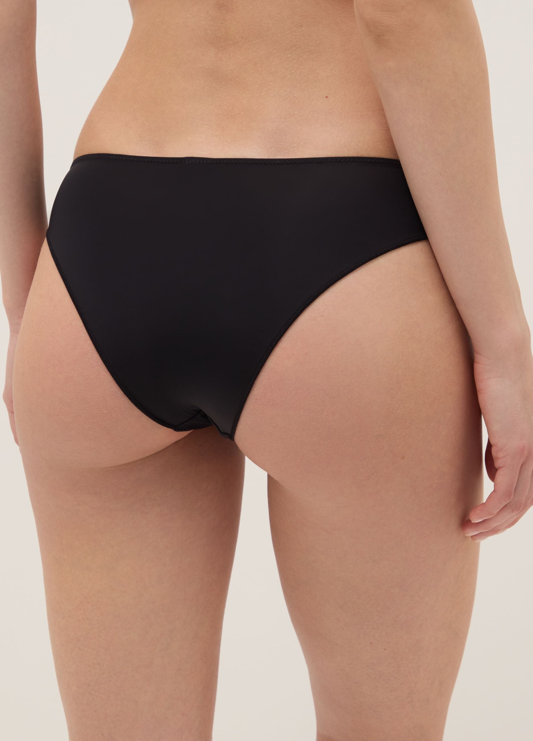 Black lace regular fit knickers