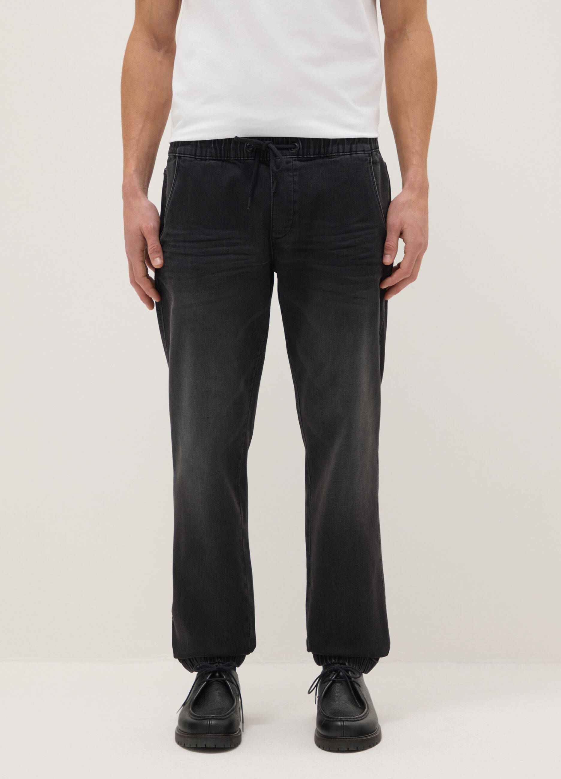 Regular fit black denim jeans with elastic waistband