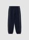 Pantaloni jogger blu in puro cotone organico comfort fit per bambino_0
