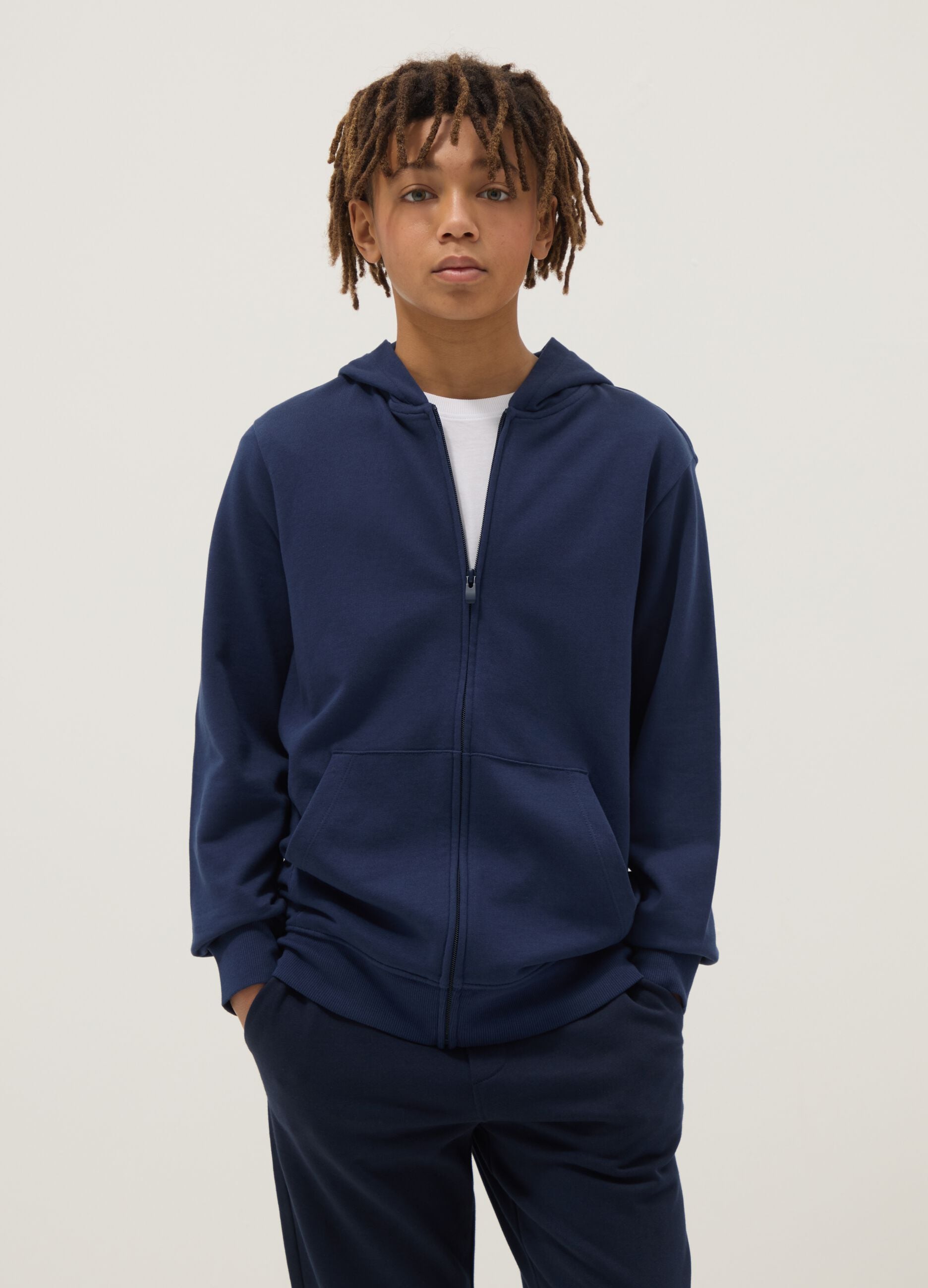 Blue regular fit cotton hoodie for boys