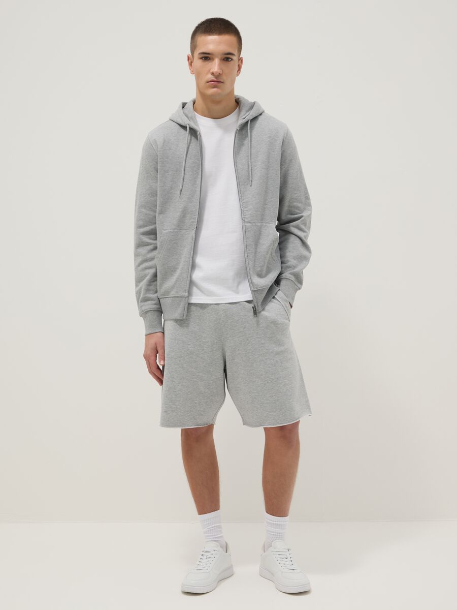 Grey cotton-blend relaxed-fit shorts_0