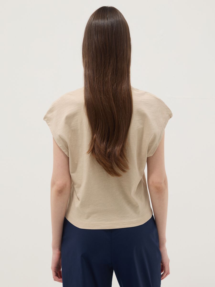 Beige pure cotton V-neck T-shirt_3