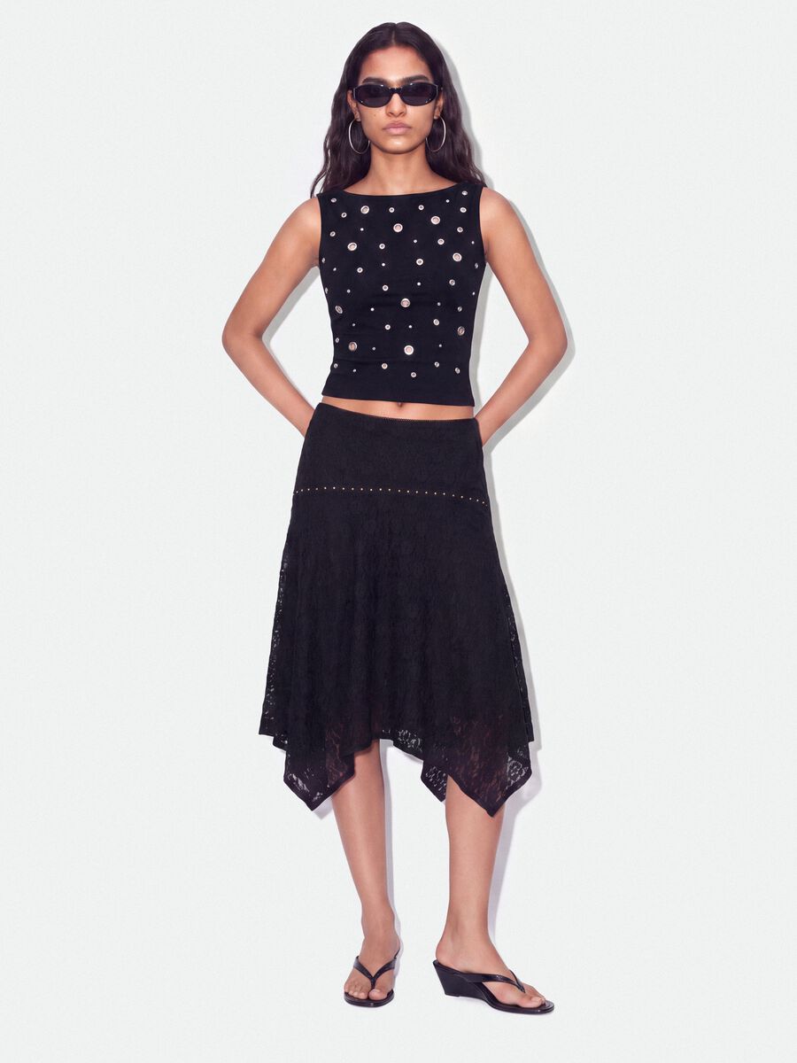 Top nero in cotone elasticizzato con occhielli metallici regular fit_2