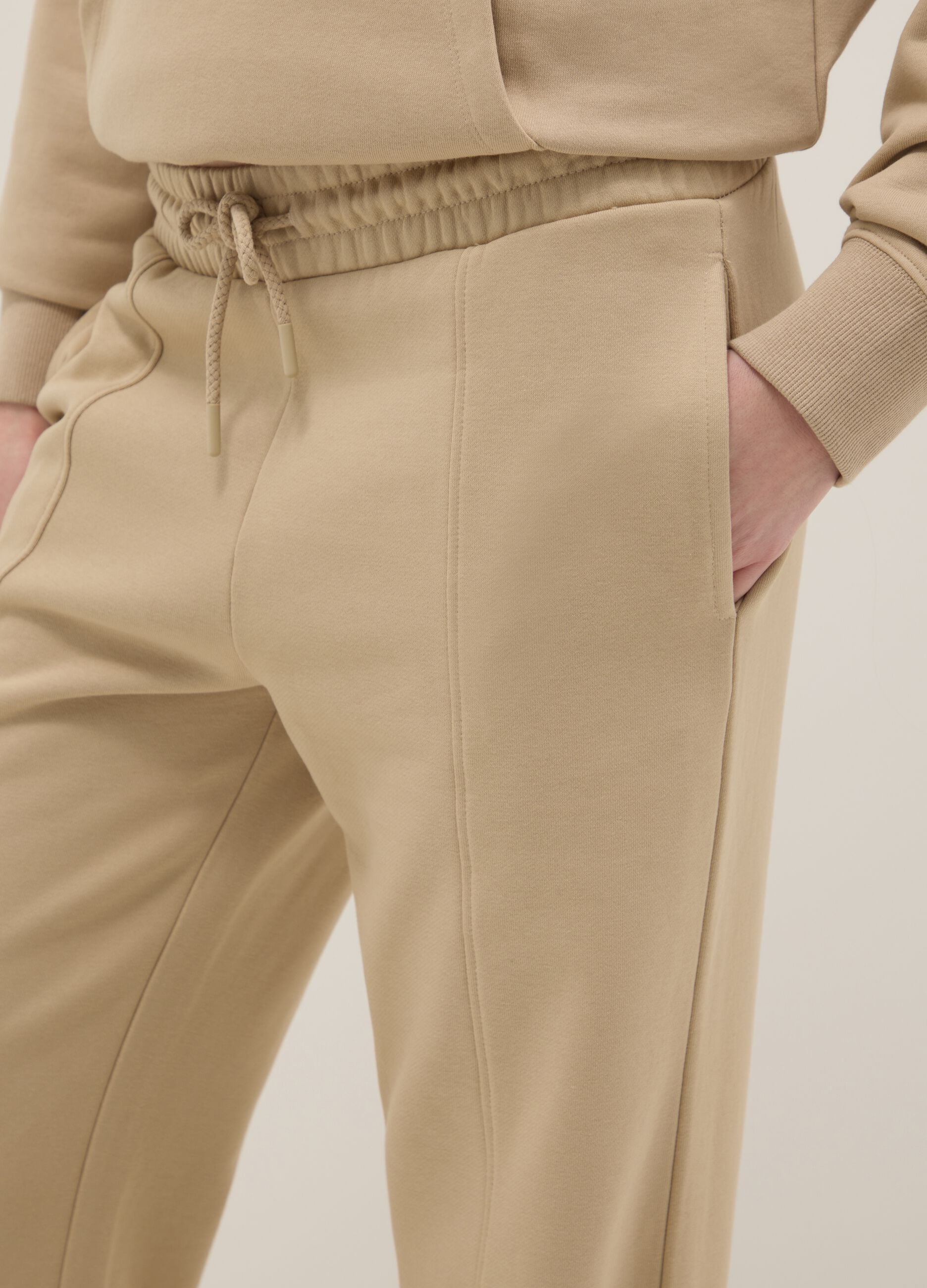 Pantaloni jogger in misto cotone beige regular fit