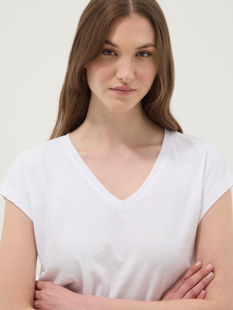 White pure cotton V-neck T-shirt_1