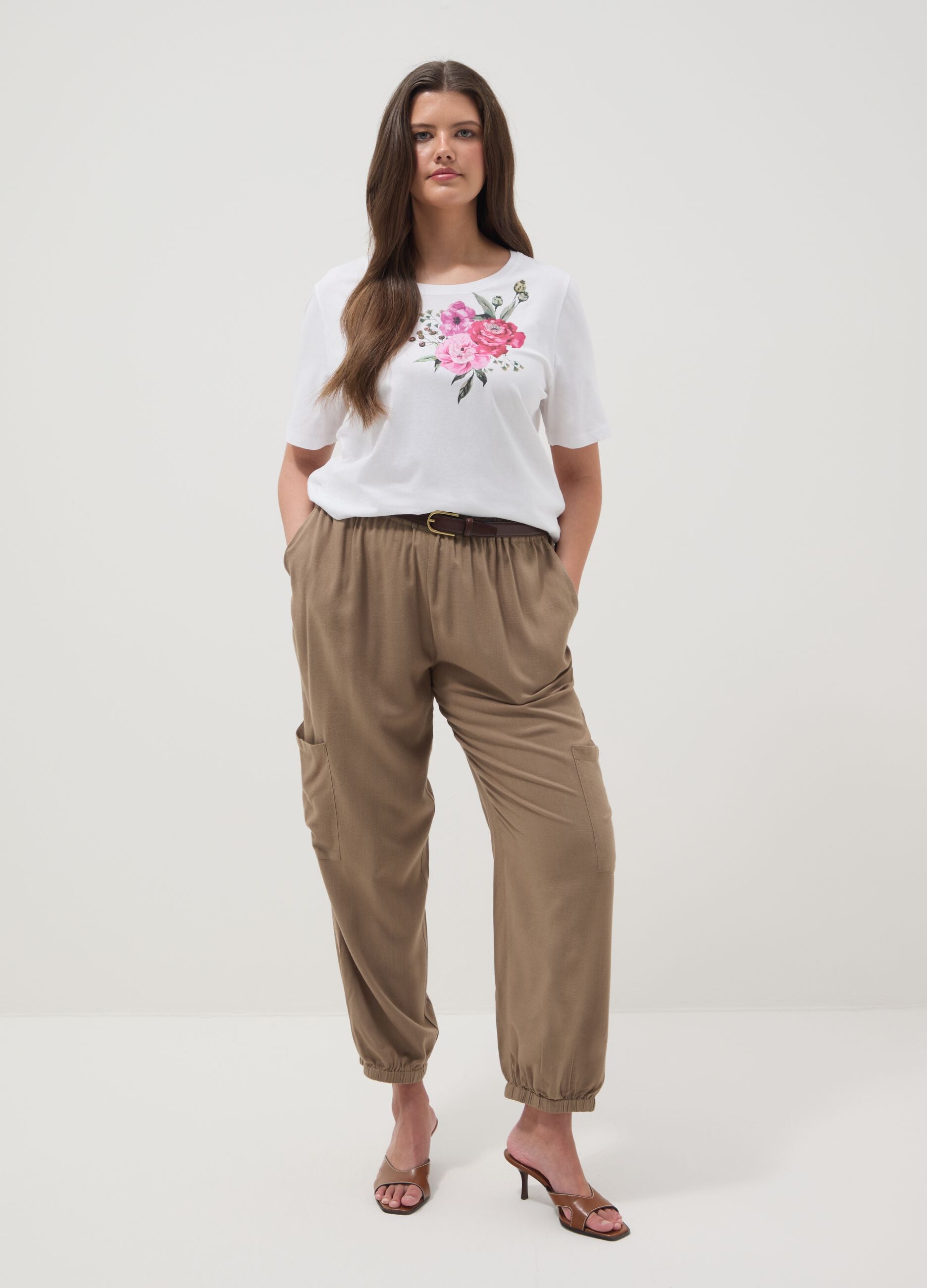 Brown viscose-linen blend jogger trousers, regular fit