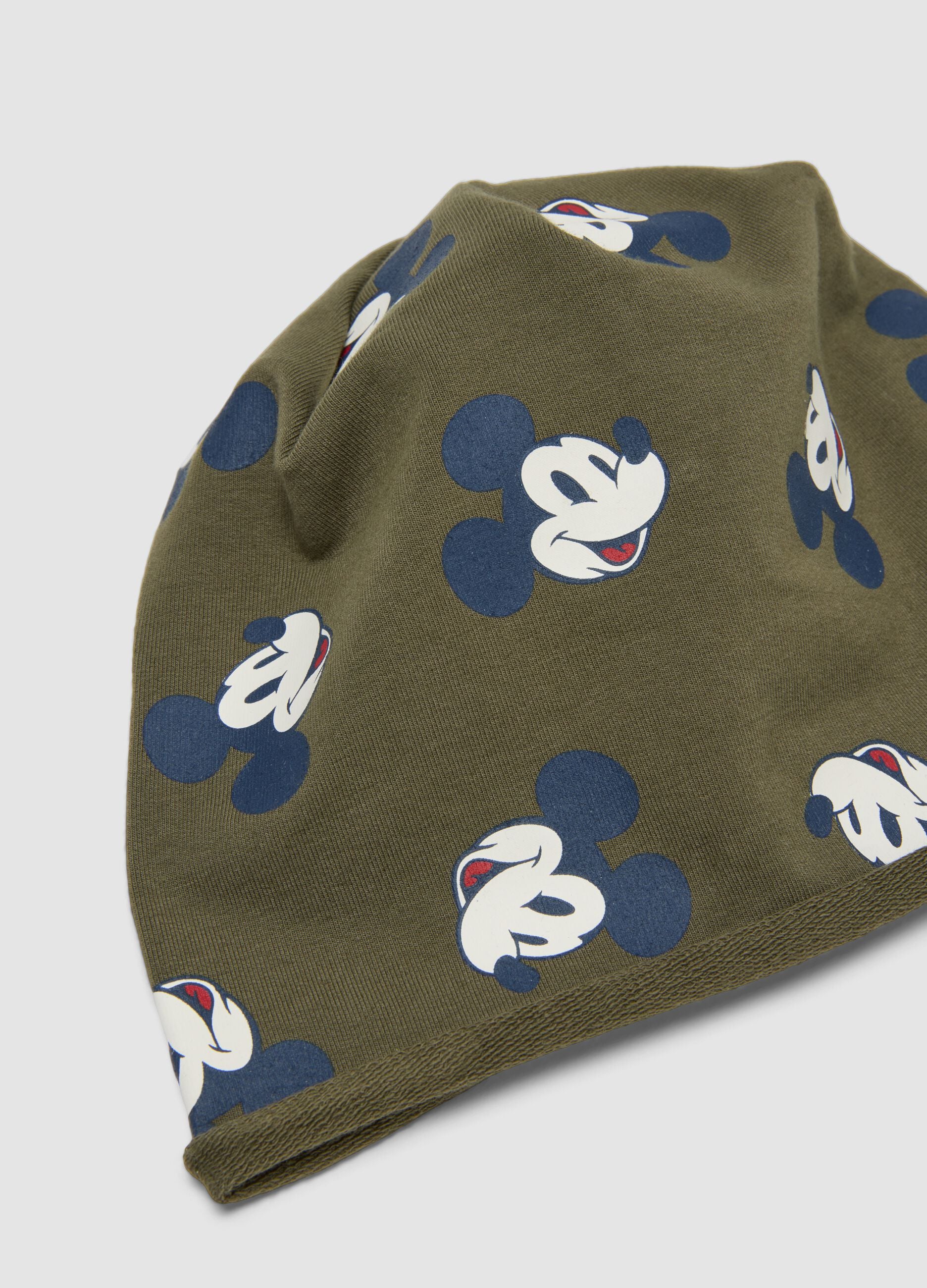 Green stretchy organic cotton hat with Mickey print for baby boy