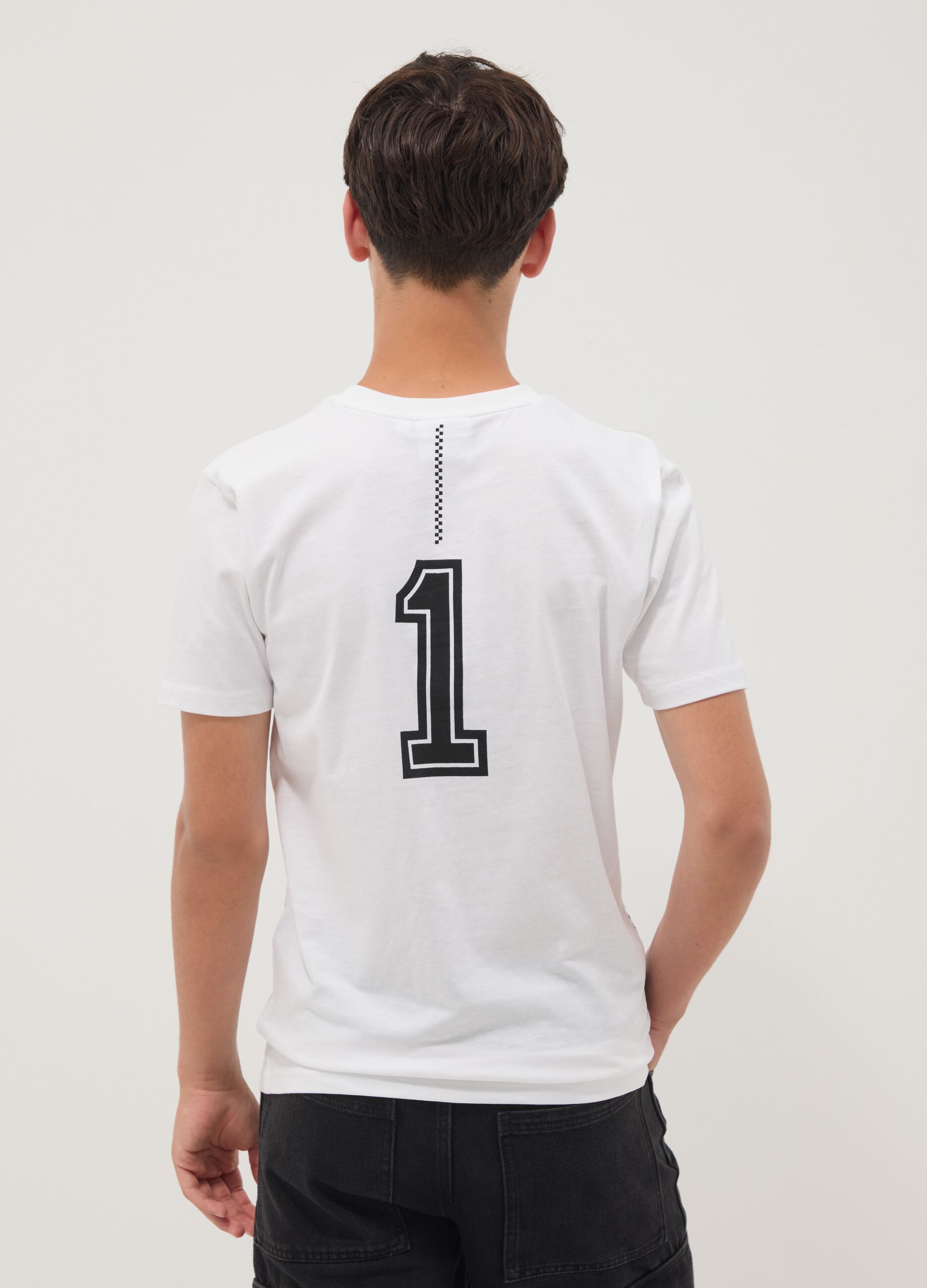 White short-sleeve cotton-blend boys&rsquo; T-shirt, relaxed fit