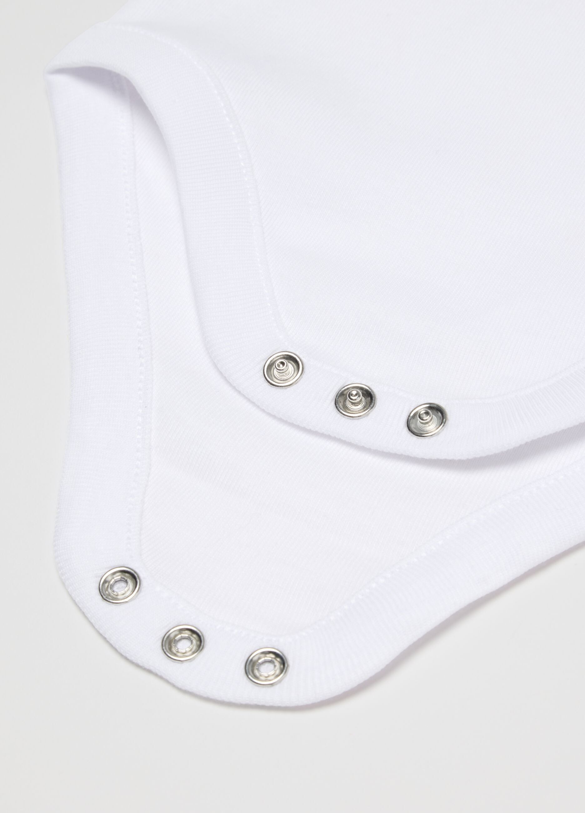 Newborn White Bodysuit Tripack in Pure Organic Cotton