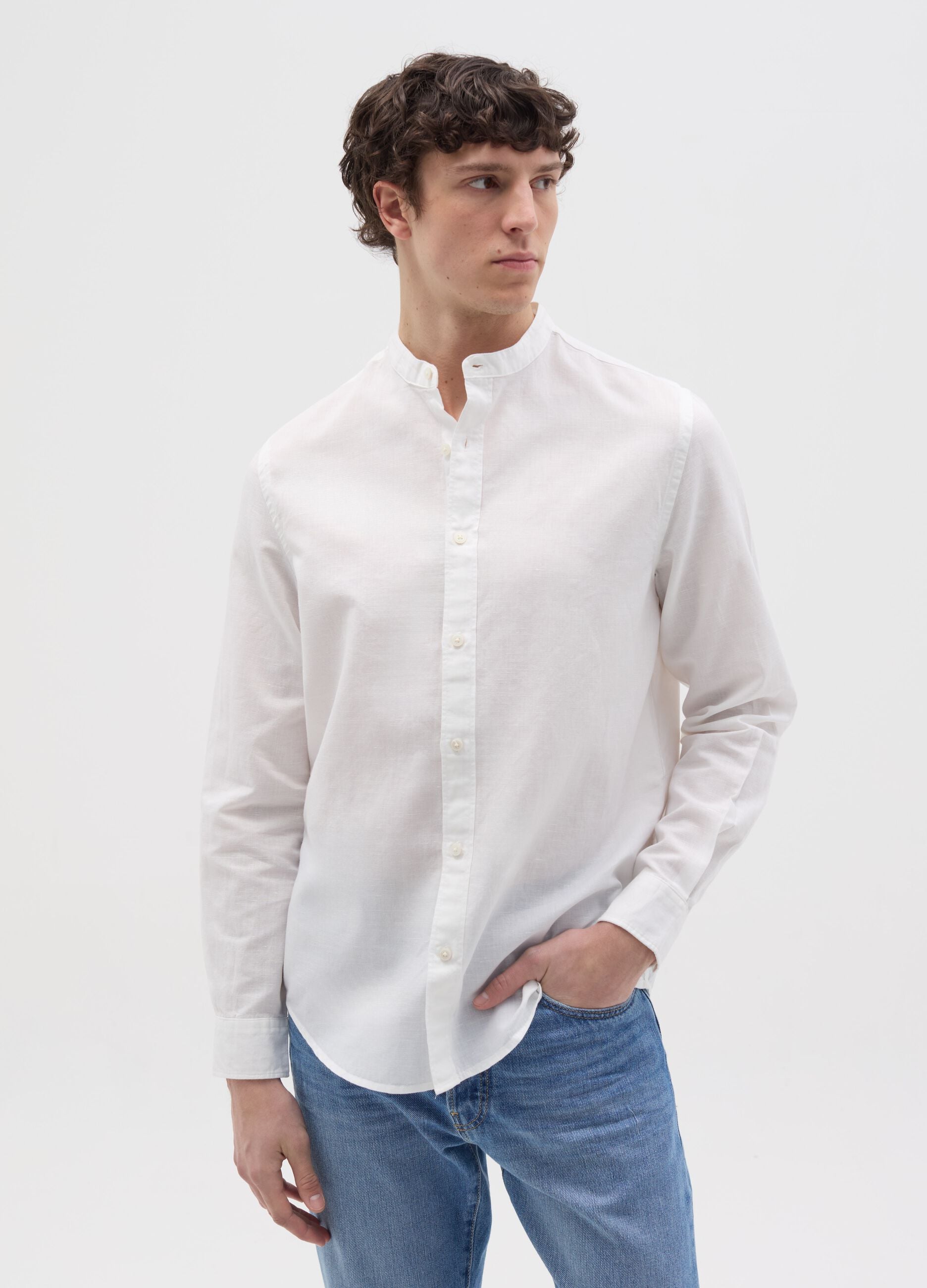 Cotton and linen shirt with Mandarin collar
