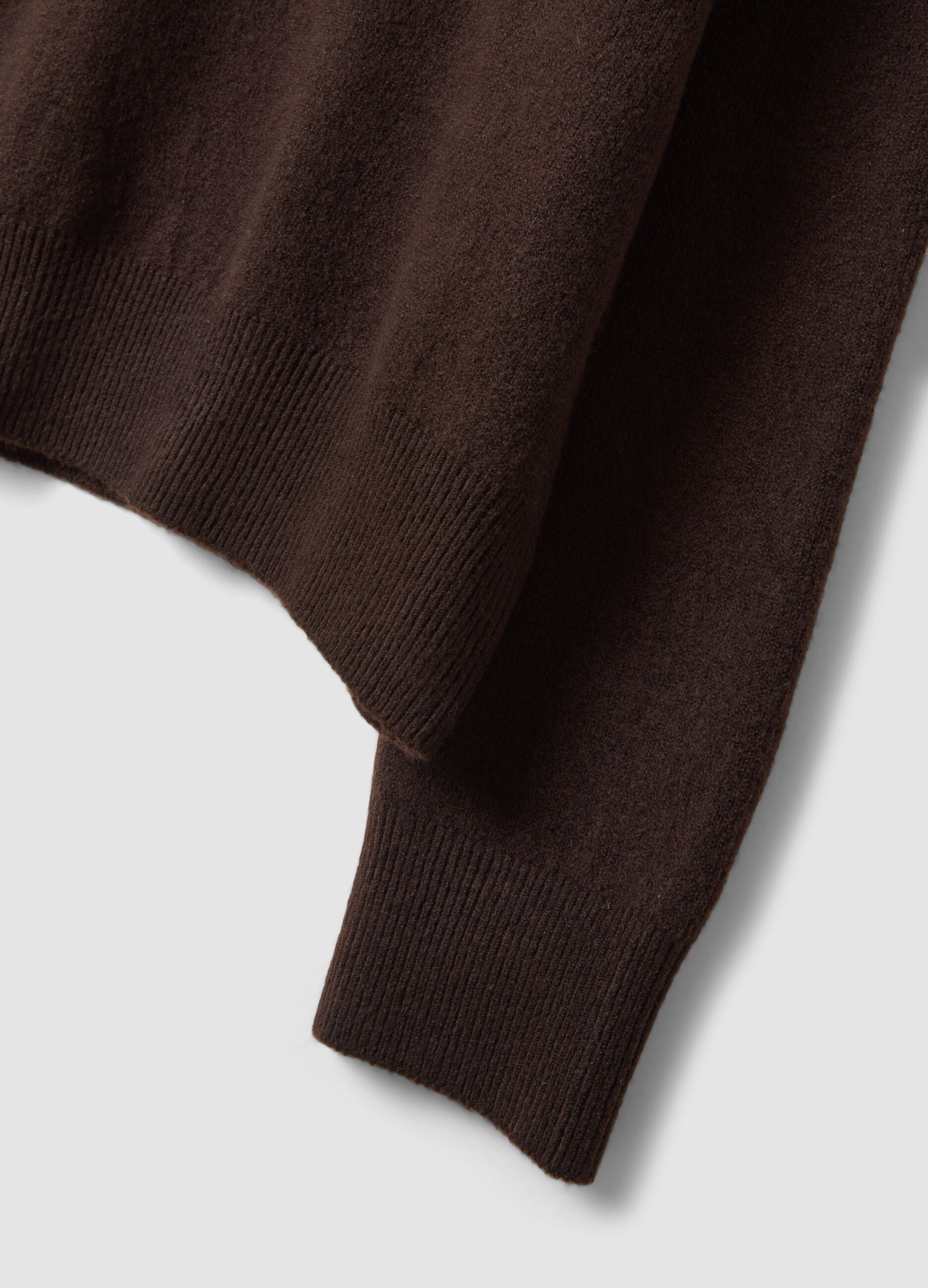 Brown stretch wool crew-neck jumper