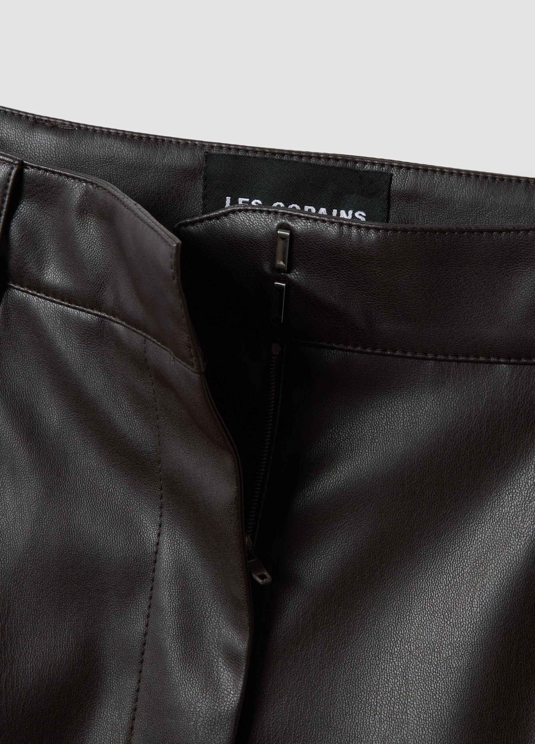 Brown regular-fit shorts with elasticated waistband