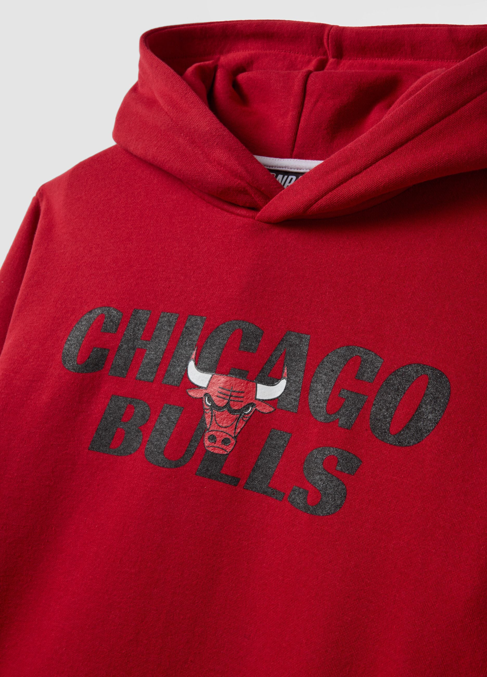 Red cotton-blend hoodie with Chicago Bulls print
