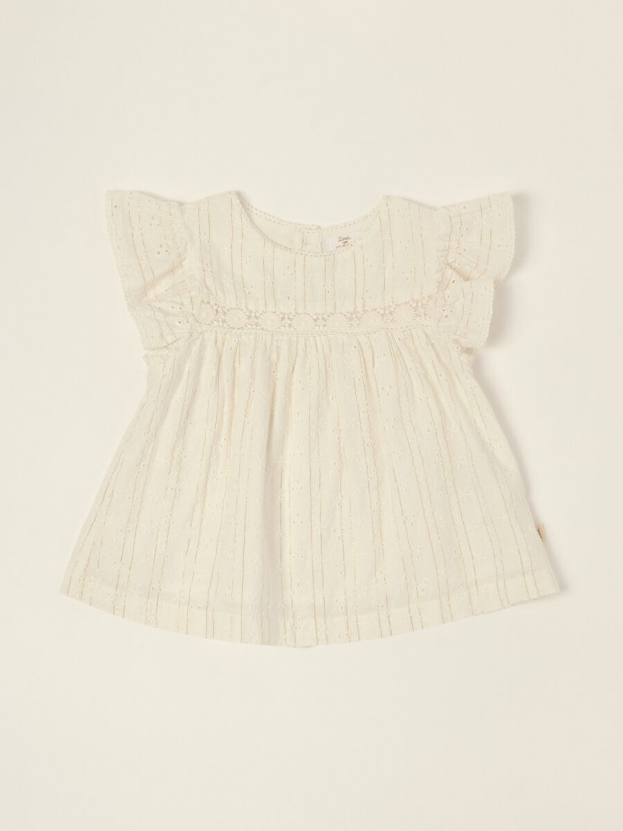 Camicia bianca traforata in misto cotone da neonata_0
